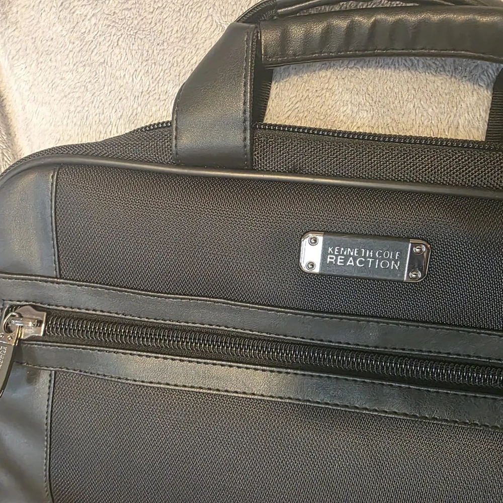Kenneth Cole Reaction Laptop Bag